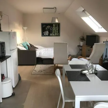'T Langeveld -1E Verdieping+Parking- Apartament